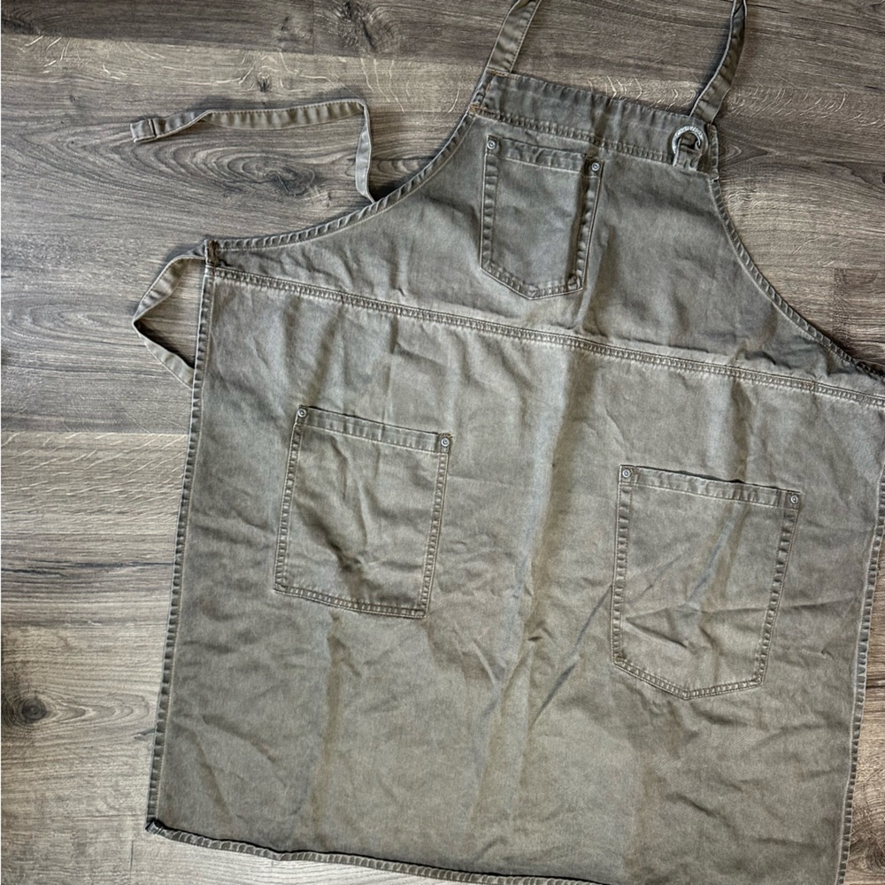 5 Chef Works Kitchen Aprons Red & Brown - Picture 4 of 6